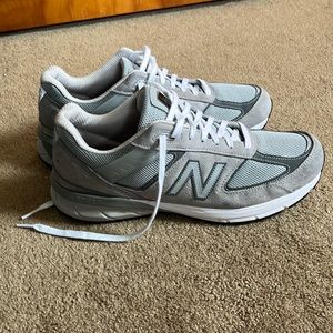 New Balance 990 men’s size 11 walking shoes EUC
